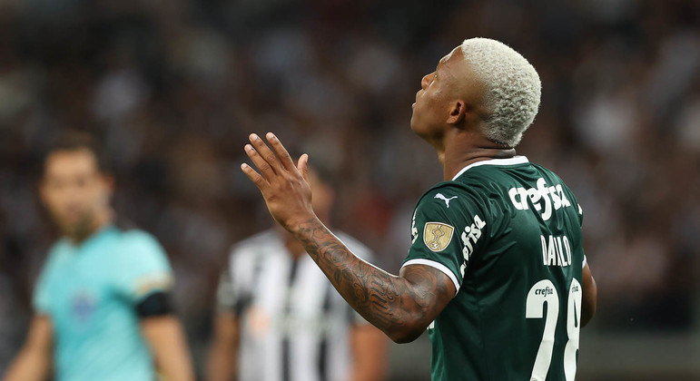 Danilo comemora o gol marcado no empate entre Palmeiras e Atlético-MG pela Libertadores