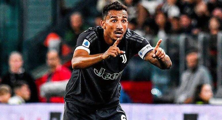 Danilo LuizNo Juventus, o zagueiro tem contrato até junho de 2025. No entanto, aos 32 anos, o jogador tem sofrido lesões e não vem apresentando o mesmo rendimento de quando foi contratado pelo clube italiano