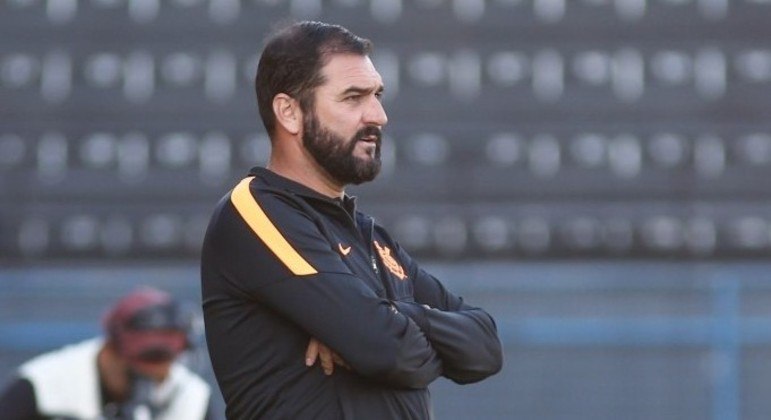 Danilo, técnico do Corinthians no sub-20: final do Paulista será travado com o Santos