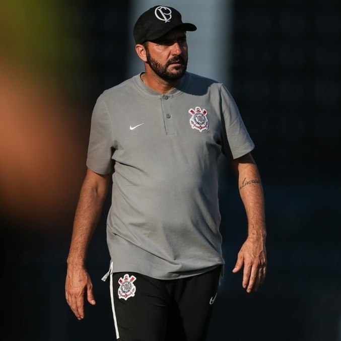 Danilo assumiu o sub-23 do Corinthians na gestão de Duílio Monteiro Alves 