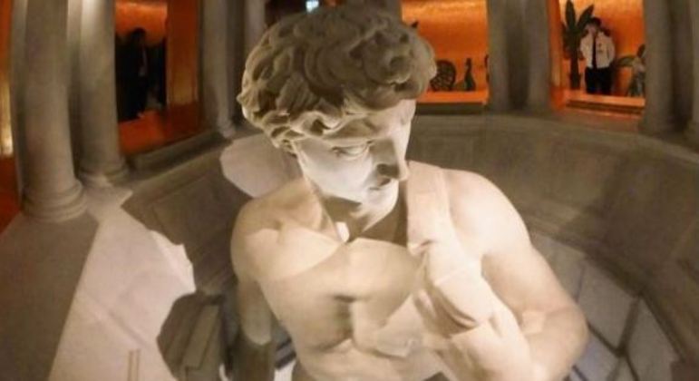 Peça impressa em 3D é idêntica à obra Davi, de Michelangelo, feita em 1504