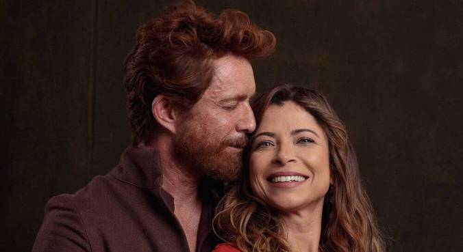 "Foi um presente para mim", diz a atriz sobre a esposa de Davi (Petrônio Gontijo)