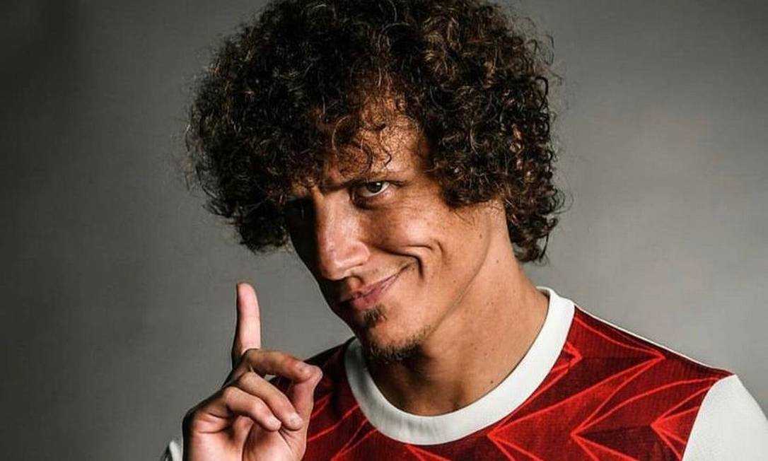 Flamengo resolve últimas pendências e prepara para anunciar David Luiz ainda neste sábado