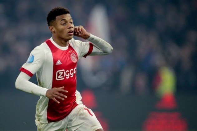 DAVID NERES - Vendido ao Ajax em 2017, atacante rendeu R$ 2,2 milhões de bônus em 2019 por ter atingido metas esportivas pré-estipuladas em contrato.