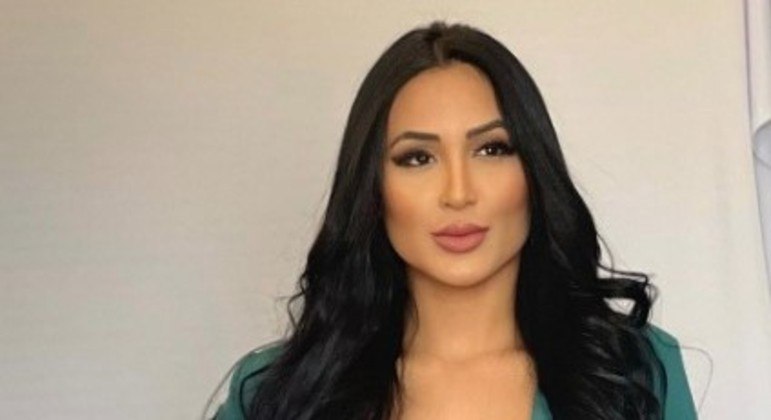 Dayanne Bezerra é acusada de cobrar cachê para ação social