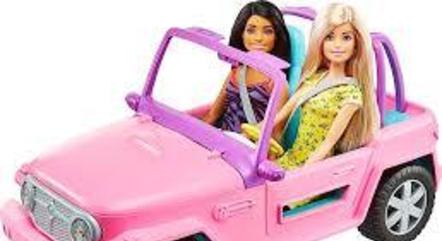 Barbie dirige Corvette de brinquedo em novo filme estrelado por Margot  Robbie