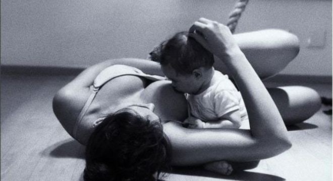 debora nascimento amamentando isis valverde