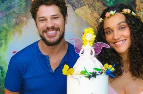 debora nascimento jose loreto