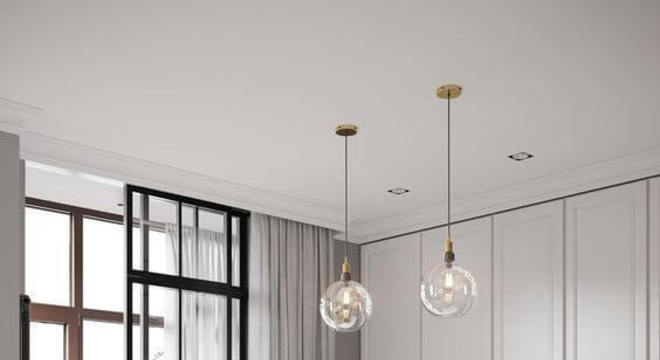 Decoração com porta de vidro e cores neutras