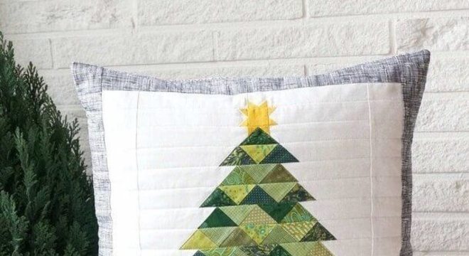 Decore o ambiente com almofadas de Natal feita com a técnica de patchwork