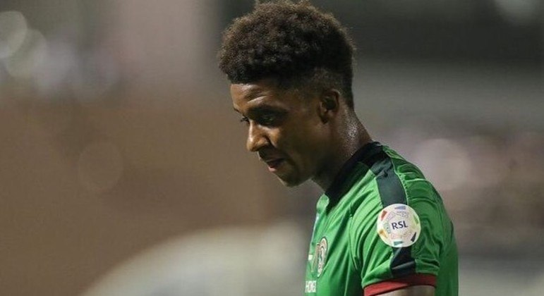 Demarai Gray é um dos jogadores que mais se desvalorizaram na Arábia Saudita. Depois de trocar o Everton, da Inglaterra, pelo Al-Ettifaq, o jamaicano perdeu 8 milhões de euros (R$ 42,1 milhões) e tem valor de 12 milhões de euros (R$ 63,24 milhões)