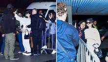 Demi Lovato tira fotos com fãs em aeroporto no Rio e embarca para Bogotá, na Colômbia