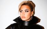 Demi Lovato é cria da Disney. A cantora, que começou a carreira em Barney e Seus Amigos, estreou filmes, séries e canções pela marca. Nascida em 1992, a artista estourou quando ainda era uma adolescente com músicas como Don't Forget, de 2008, e Here We Go Again, de 2019 
