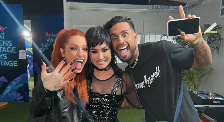 Demi Lovato, Brenda Paixão e Matheus Sampaio