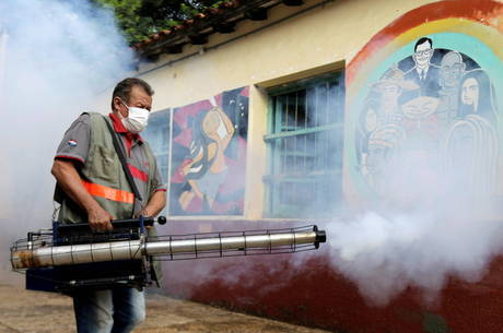 Dengue e coronavírus atingem América Latina