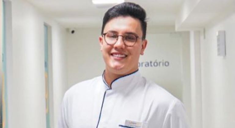 Rafael Caranhato foi morto a facadas e teve o dedo indicador decepado pelo suspeito