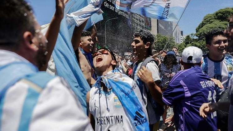 Dentro desse período desde 1986, a Argentina também chegou a ficar 28 anos sem conquista alguma, não só de Copas do Mundo. Esse é mais um motivo para tamanha comemoração. 