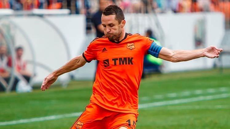 Denys Kulakov (35 anos) - Posição: lateral-direito - Clube atual: Ural Yekaterinburg
