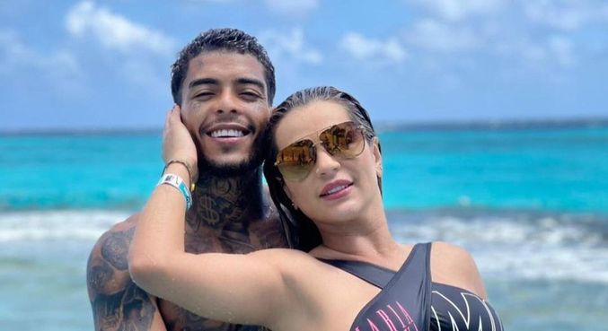Deolane Bezerra prestou homenagem a MC Kevin seis meses após a morte do funkeiro