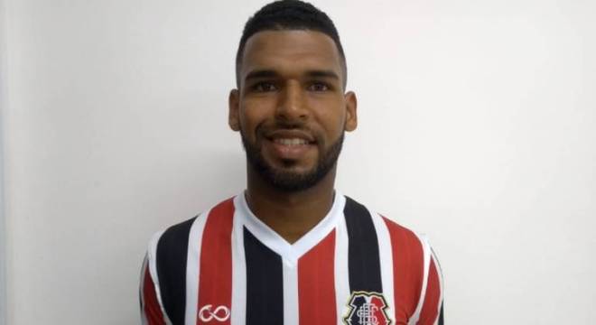 Depois de surpreender e anunciar o zagueiro Lucas Kal, ex-São Paulo, o Vasco colocou no radar a contratação do volante Willian Maranhão. O jogador de 22 anos disputava a Série