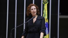 Deputada Carla Zambelli recebe alta após internação em UTI de hospital no Distrito Federal