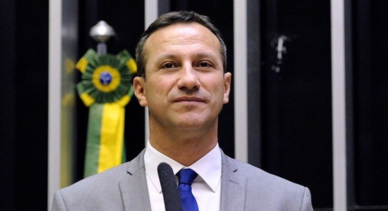 O vice-líder do governo na Câmara, deputado Sanderson (PSL-RS), defende a aprovação do texto