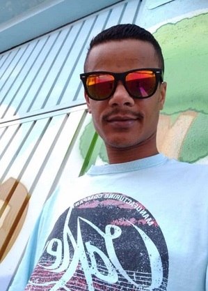 Derick faleceu aos 30 anos