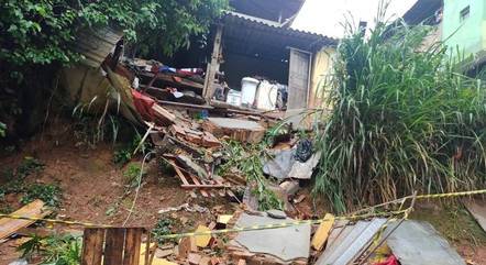 Casa desabou no bairro Leonina, em BH