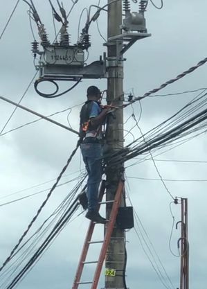 Eletricista leva descarga elétrica, mas sobrevive, em Bauru (SP)