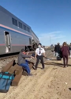 Cerca de 141 passageiros viajavam de Chicago no trem