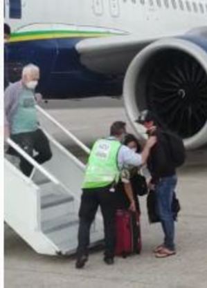 Após pane no motor, passageiros tiveram de deixar aeronave