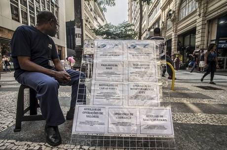 Taxa do desemprego Ã© de 13,4%