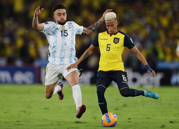 Nicolás González (Argentina) — O atacante sofreu uma lesão muscular durante o treino desta quinta-feira (17) e foi cortado da lista de convocados para a competição. O jogador fez parte do elenco da equipe na Rússia 2018