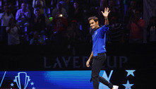 Federer dá adeus ao tênis sem título da Laver Cup após bela virada do time Mundo