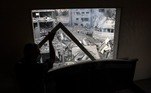 Após novos ataques palestinos, Israel realizou uma contraofensiva, causando grande destruição na Faixa de Gaza. O ataque do Hamas foi condenado pelo Brasil, Estados Unidos e diversos países europeus e latino-americanos