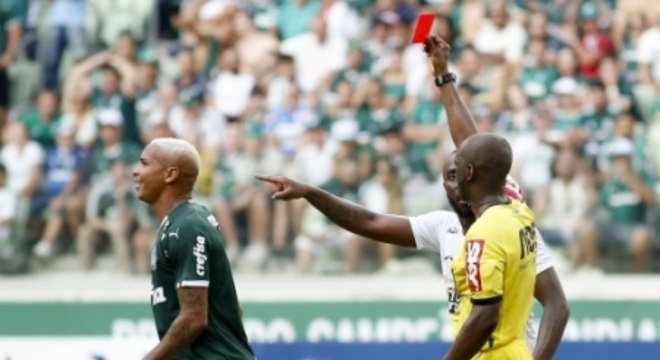 Deyverson - expulsão - Palmeiras x Corinthians