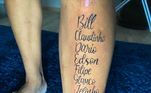 Mesmo sem jogar desde o início da pandemia, o atacante Deyverson, do Palmeiras, chamou a atenção neste final de semana ao postar uma foto com a sua mais nova tatuagem. Ele resolveu homenagear 14 de seus amigos eternizando os nomes na perna