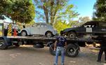Carros são recolhidos em operação da Secretaria de Segurança Pública