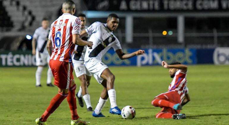 DG durante partida contra o Náutico
