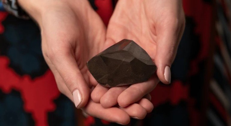 Esta pedra vale milhões