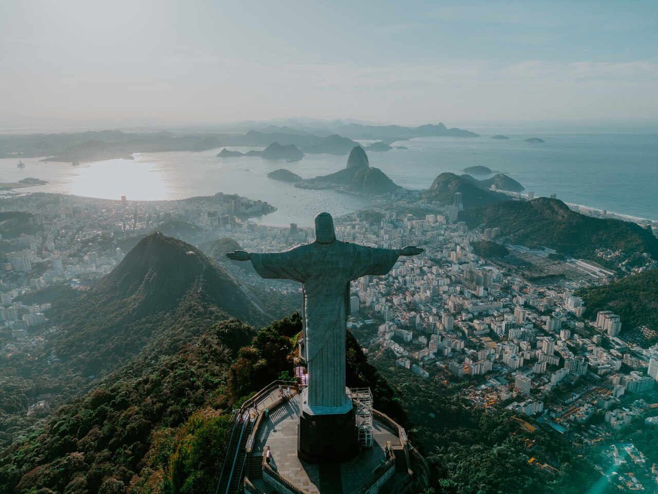 Os 10 melhores blocos de rua para se divertir no Carnaval do Rio de Janeiro  – Rio Passeios e Trilhas – Agências de Turismo