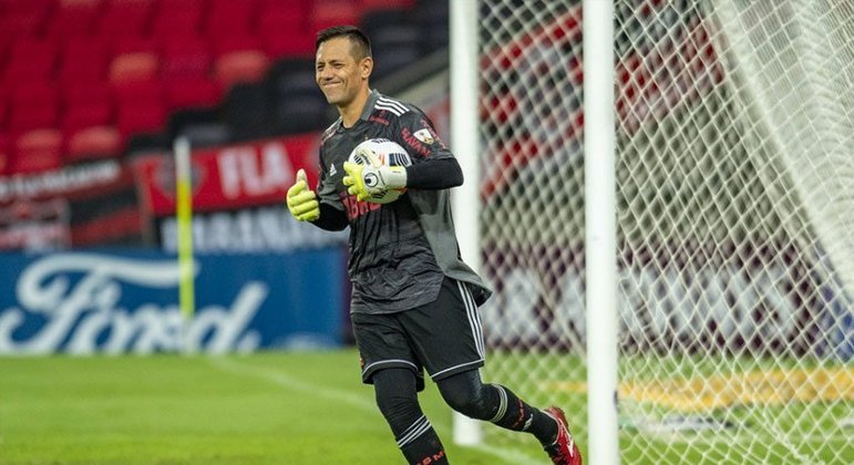 Diego Alves: goleiro - Flamengo - 36 anos - contrato até dezembro de 2022 - valor de mercado: 800 mil euros (R$ 4,1 milhões)