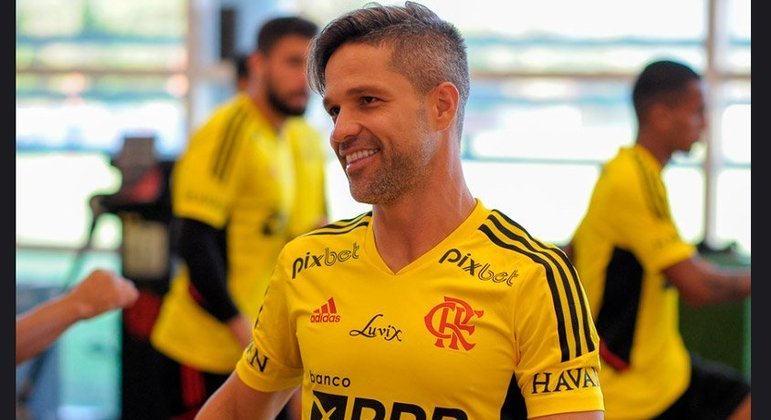 Diego Ribas: meia - Flamengo - 37 anos - contrato até dezembro de 2022 - valor de mercado: 800 mil euros (R$ 4,1 milhões)