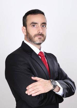 Diego Ribeiro, professor de cursinhos preparatórios
