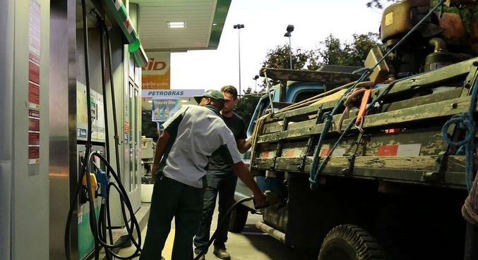 Preço do diesel vai cair R$ 0,20 nas refinarias