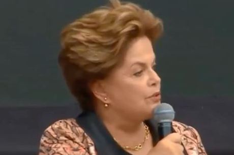 Dilma chamou Bolsonaro de "neofascista"