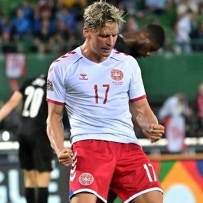 Stryger Larsen, da Dinamarca