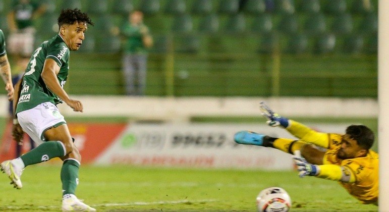 Diogo Mateus, do Guarani, marcou o único gol dos paulistas na rodada