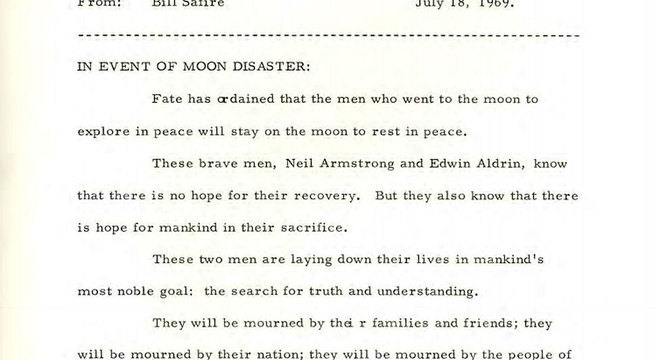  O texto intitulado 'Em caso de desastre lunar' homenageia os astronautas Edwin Aldrin e Neil Armstrong