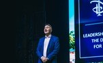 A possibilidade da abertura de um parque da Disney no Brasil foi um assunto tratado com Timo Gorner, vice-presidente do Disney Institute, a parte da companhia responsável pela administração dos parques. Em palestra que ele fez em São Paulo na sexta-feira (31), ele foi questionado se a população paulista poderia esperar por um parque temático do Mickey na capital.